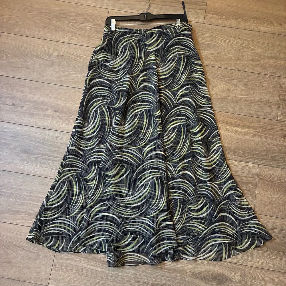 Jones New York Black and Green Swirl Maxi Skirt, silk , vintage